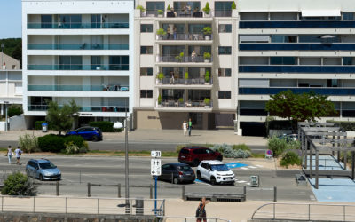 vue 3D intégrée d'un bâtiment en bord de mer